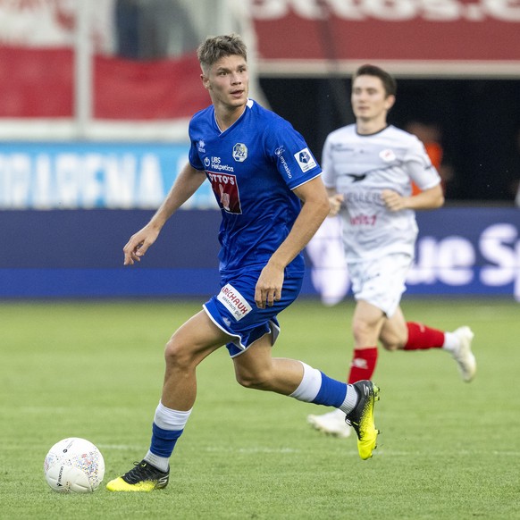 Lars Villiger, links, von Luzern beim Super League Meisterschaftsspiel zwischen dem FC Luzern und dem FC Winterthur vom Samstag, 24. August 2024 in Luzern. (KEYSTONE/Urs Flueeler)