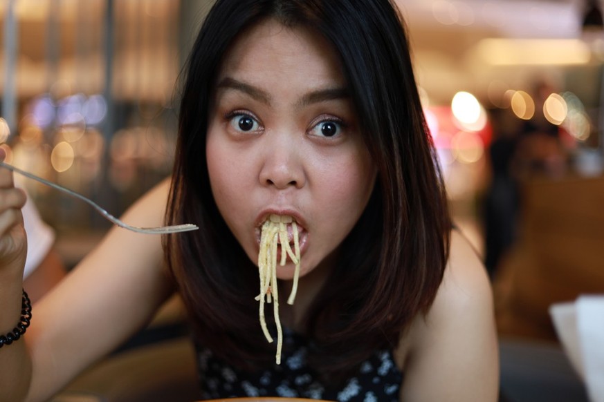 Sur les réseaux sociaux, soyez vous-même, soyez moche!