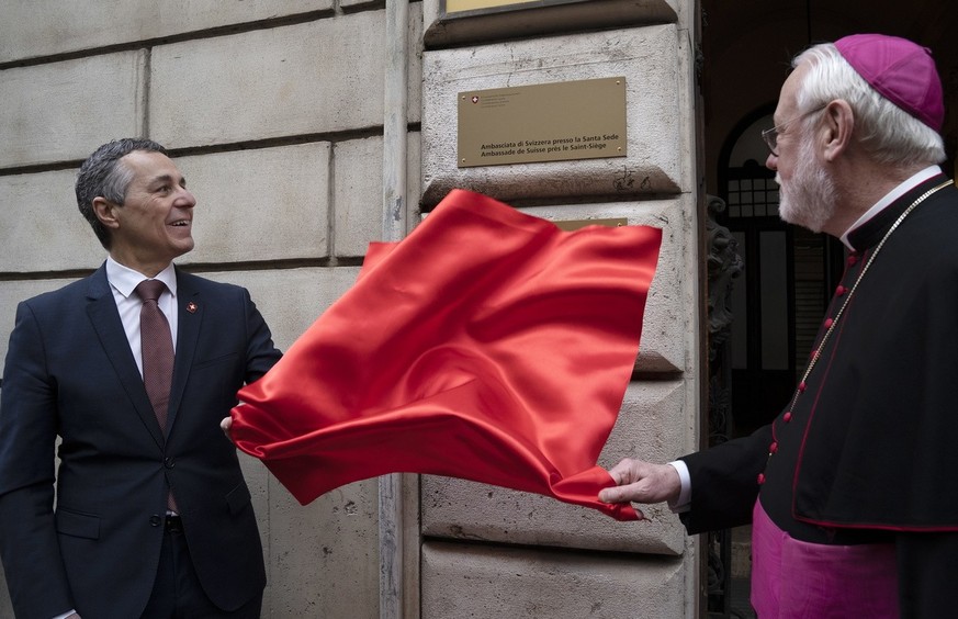 Ce mercredi 19 avril, Ignazio Cassis a officiellement ouvert la première ambassade suisse au Vatican.