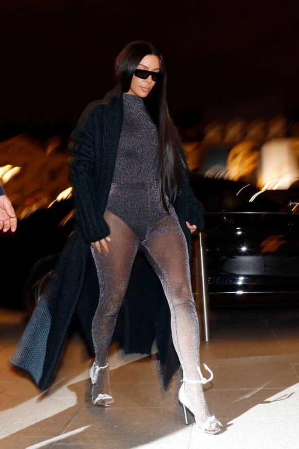 Kim Kardashian seen walking back to her hotel in Paris, France on 25 March 2019.(Photo by Mehdi Taamallah/NurPhoto via Getty Images)