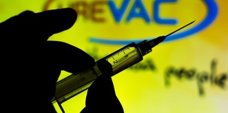 Ce qu'il faut savoir sur le nouveau vaccin Curevac commandé par la Suisse  