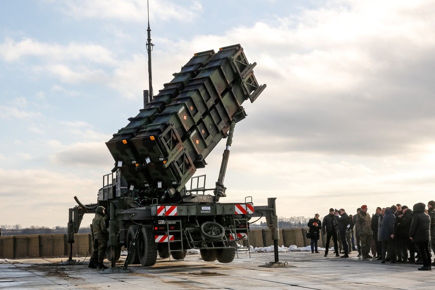 Un lanceur de batteries de systèmes de défense sol-air MIM 104 Patriot en démonstration en Allemagne.