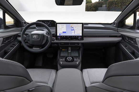 Toyota C-HR+