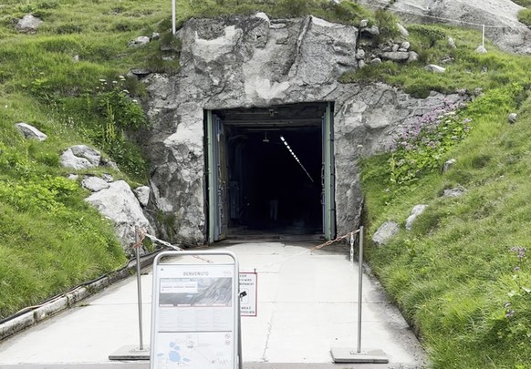 L’entrée de la forteresse du Gothard.