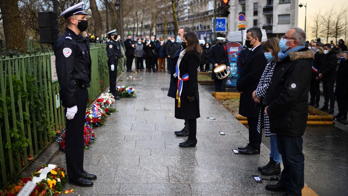 Attentats du 7 janvier: un hommage sobre a été rendu aux victimes