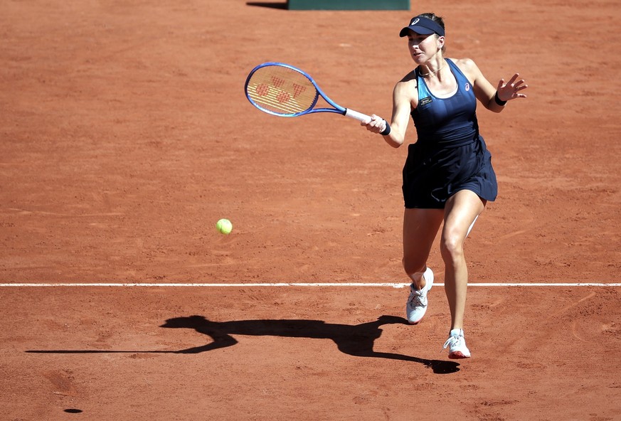 epa12997179 Belinda Bencic of Switzerland in action during her Women's 2nd round match against Caty McNally of the United States at the French Open Grand Slam tennis tournament at Roland Garros i ...