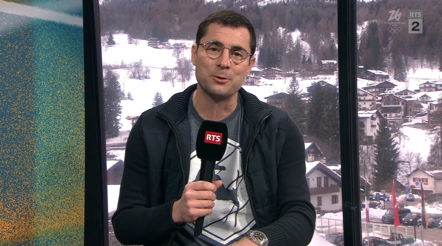 Pourquoi ce journaliste de la RTS a dû changer son t-shirt aux JO 