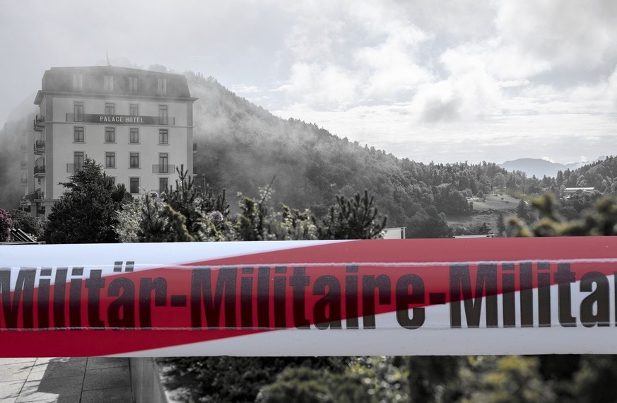 Attaque bactériologique et aérienne: Berne a blindé son sommet pour la paix.