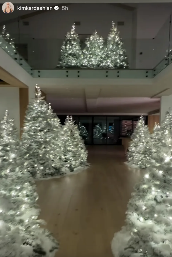 On a compris le fil rouge de son thème. Il s'étend à tous les étages.