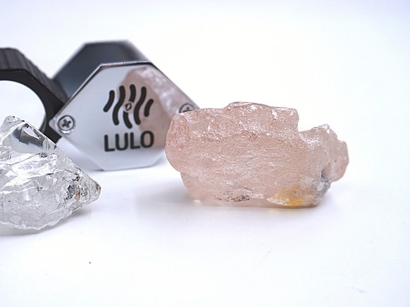 En Angola, le plus gros diamant rose découvert en 300 ans