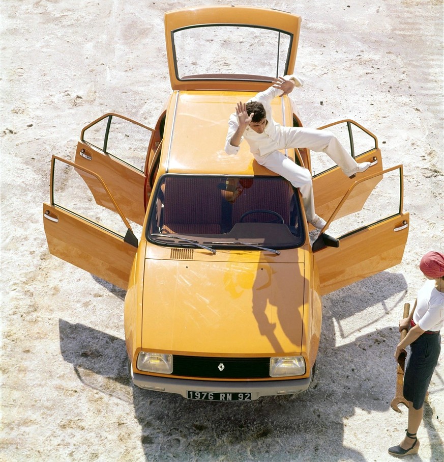 Renault 14 - 1976 
https://www.losangemagazine.com/losange-magazine-8-winter-2019/renault-14l-1976