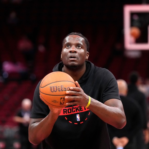 Capela et les Rockets en sont à 5 victoires d&#039;affilée sur la route