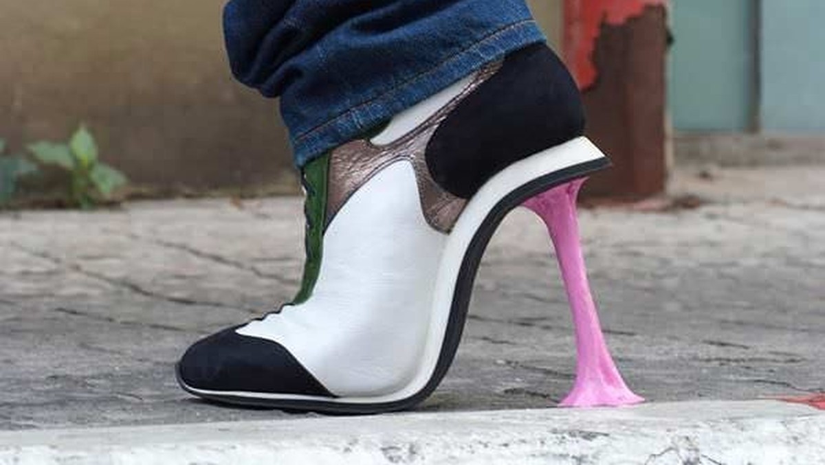 Voici les 26 chaussures les plus moches du monde