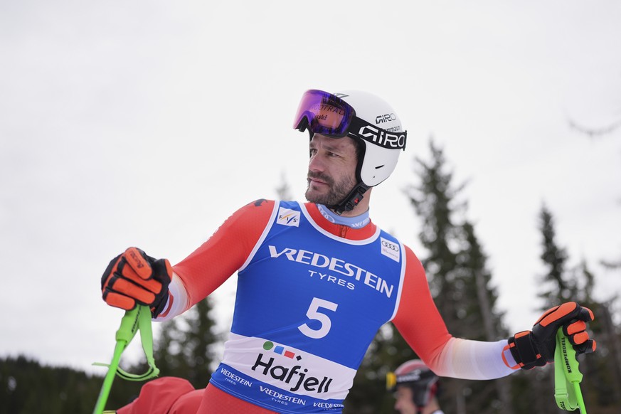 Switzerland&#039;s Thomas Tumler concentrates ahead of an alpine ski, men&#039;s World Cup Giant Slalom, in Hafjell, Norway, Saturday, March 15, 2025. (AP Photo/Giovanni Zenoni)
Norway Alpine Skiing W ...