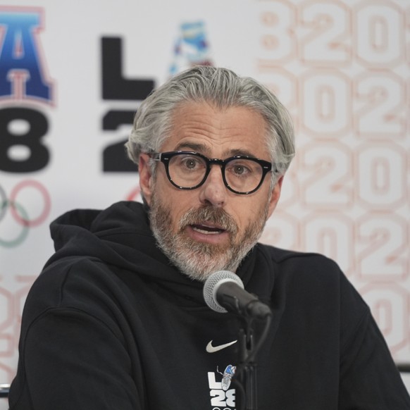 Dans la tourmente, Casey Wasserman reste le patron des JO 2028