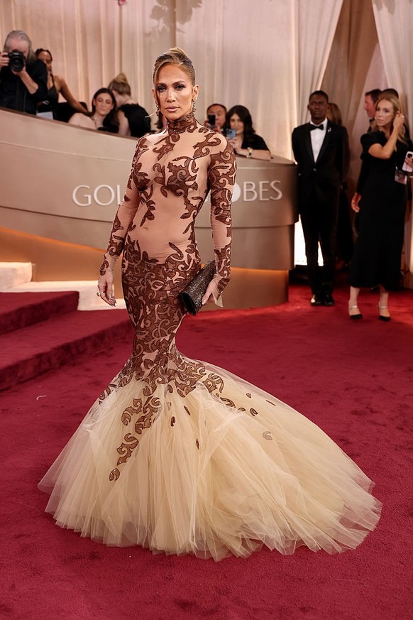 BEVERLY HILLS, CALIFORNIA - JANUARY 11: (FOR EDITORIAL USE ONLY) Jennifer Lopez attends the 83rd annual Golden Globe Awards at The Beverly Hilton on January 11, 2026 in Beverly Hills, California. (Pho ...