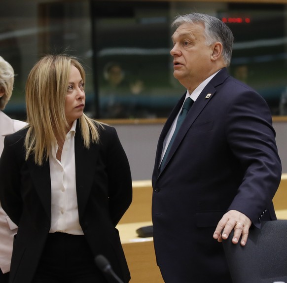 Giorgia Meloni et Viktor Orbán.