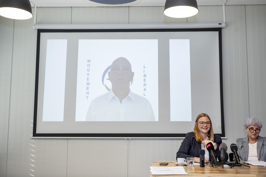 Valerie Dittli, conseillere d'Etat vaudoise, presente en conference de presse son nouveau parti politique, Le Mouvement Liberal, avec Jaqueline Bottlang-Pittet, droite, vice-presidente du Mouveme ...