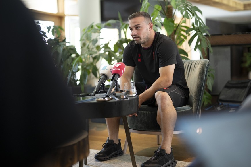 Xherdan Shaqiri a répondu aux questions des médias durant son camp d’entraînement.