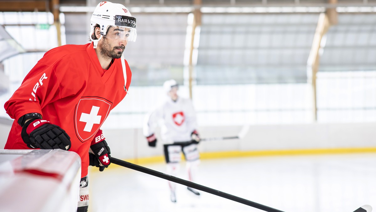 Hockey sur glace Ambühl bat le record de matchs avec la Suisse