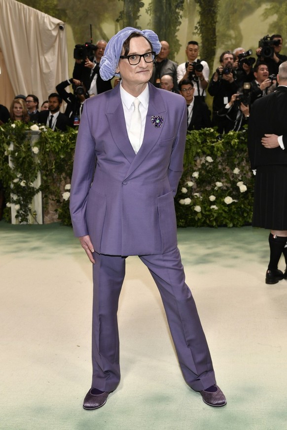 Hamish Bowles attends The Metropolitan Museum of Art&#039;s Costume Institute benefit gala celebrating the opening of the &quot;Sleeping Beauties: Reawakening Fashion&quot; exhibition on Monday, May 6 ...