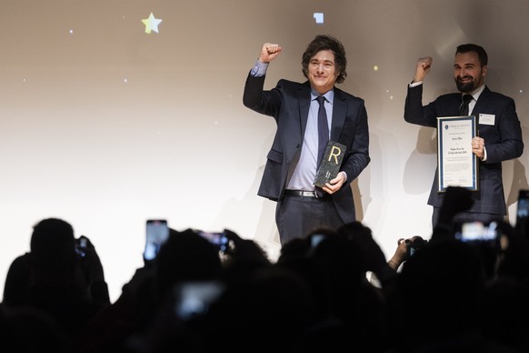 Argentina&#039;s President Javier Milei receives this year&#039;s Roepke Prize for Civil Society of the Liberal Institute at the Congress centre in Kloten, Switzerland, Friday 24, 2025. (KEYSTONE/Enni ...