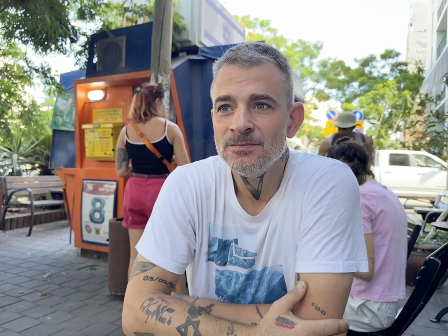 Avi Motola à Tel-Aviv: «La seule chose que je sais bien faire, c&#039;est me battre.»