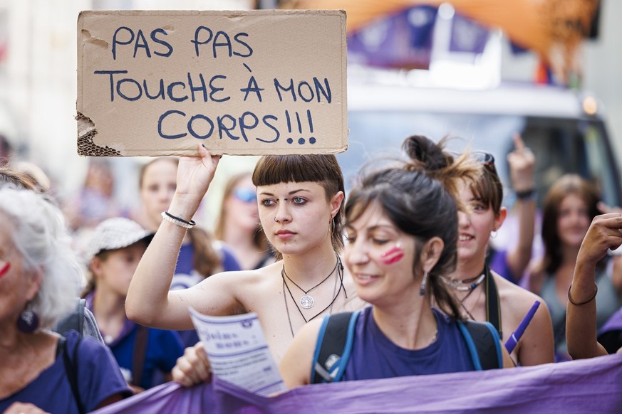 Cette menace qui plane sur les droits des femmes en Suisse