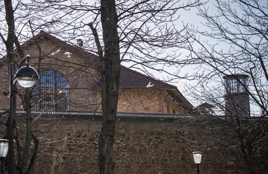 epa09772215 An exterior view of the &#039;Prison de la Sante&#039;, a penitentiary center where Jean-Luc Brunel was found dead in his cell, in Paris, France, 19 February 2022. Jean-Luc Brunel, a forme ...
