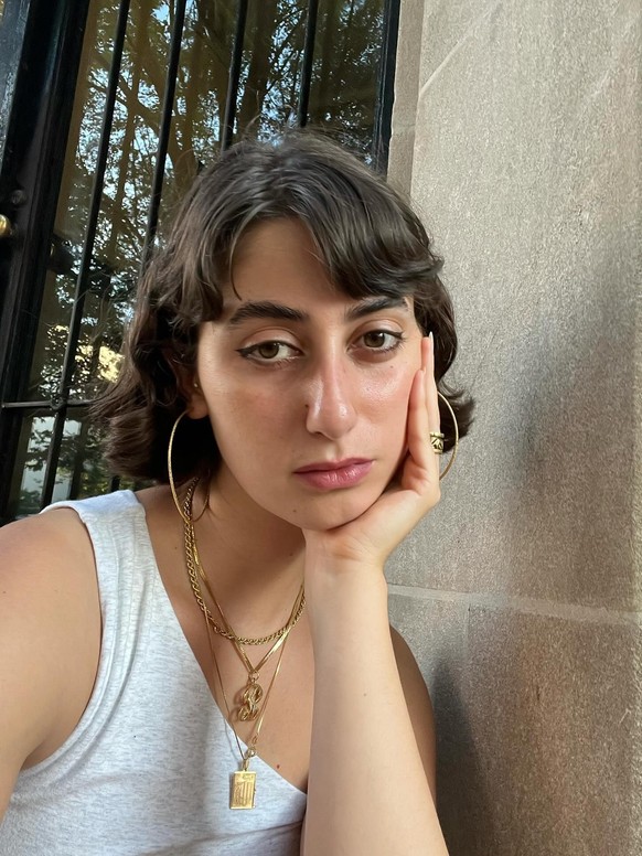 Elle est désormais suivie par plus d'un millions de followers.