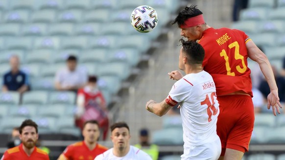 Moore a égalisé de la tête alors que la Suisse gérait le match.