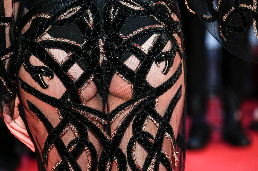 Kendall Jenner Cannes