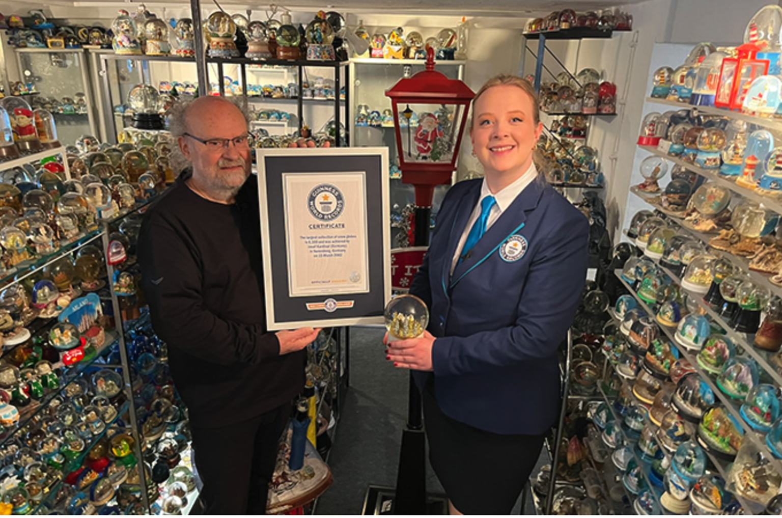 Josef Kardinal et son certificat.