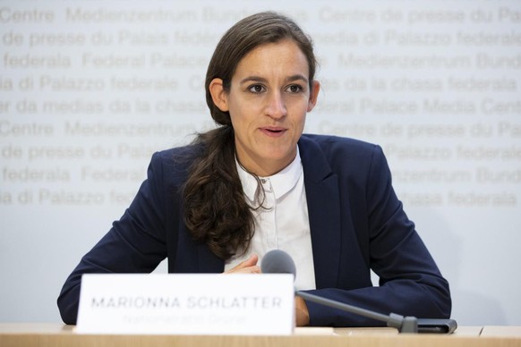 Marionna Schlatter-Schmid, Nationalraetin GP-ZH, spricht waehrend einer Medienkonferenz zur Lancierung der Kampagne &quot;Nein zu den Kampfjet-Milliarden&quot;, am Freitag, 14. August 2020 in Bern. (K ...