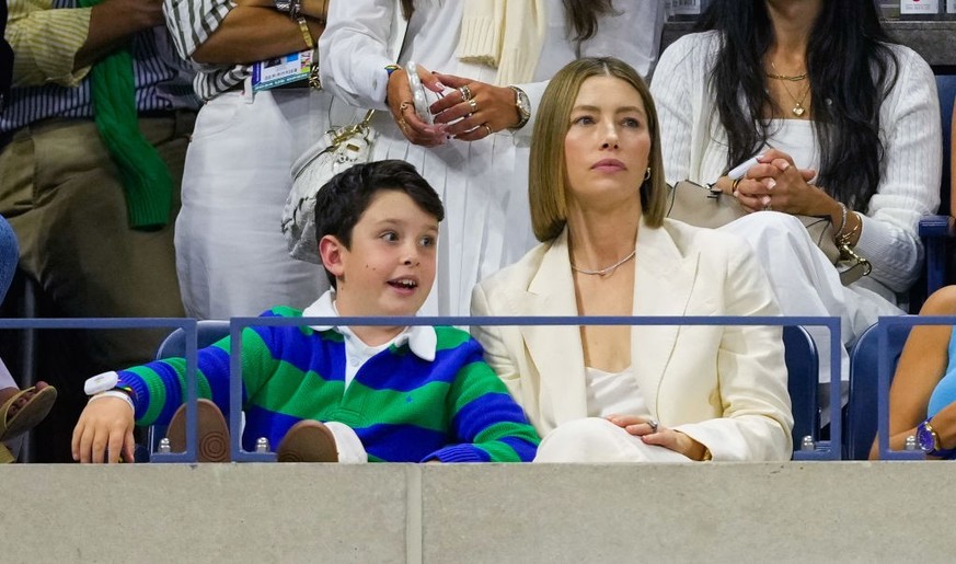 NEW YORK, NEW YORK - AUGUST 29: Jessica Biel and her son Silas Timberlake attend day 4 of the 2024 US Open Tennis Championships on August 29, 2024 in Flushing, Queens, New York. (Photo by Gotham/GC Im ...