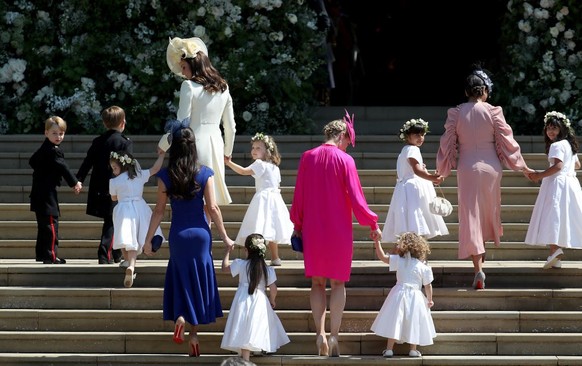 WINDSOR, UNITED KINGDOM - MAY 19: Prince George of Cambridge, Jasper Dyer, Princess Charlotte of Cambridge, Catherine, Duchess of Cambridge, Jessica Mulroney, Ivy Mulroney, Florence van Cutsem, Zoe Wa ...
