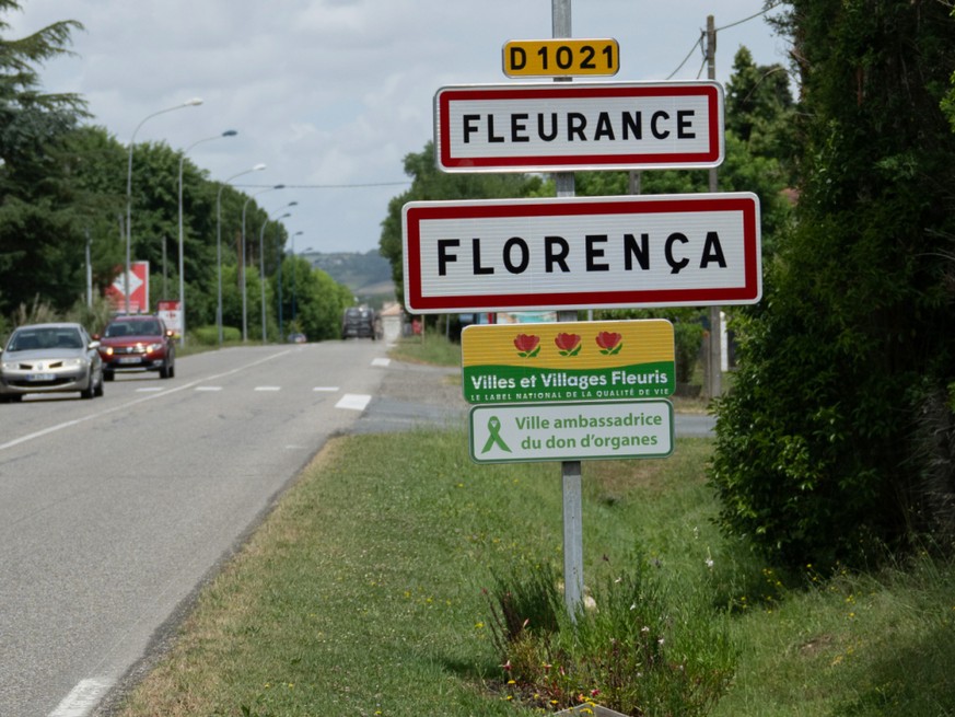Le panneau d’entrée de la commune de Fleurance, où résidait Lyhanna, 11 ans.