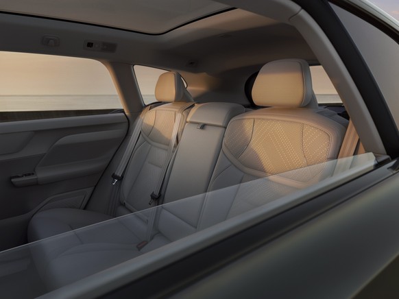 Volvo EX60