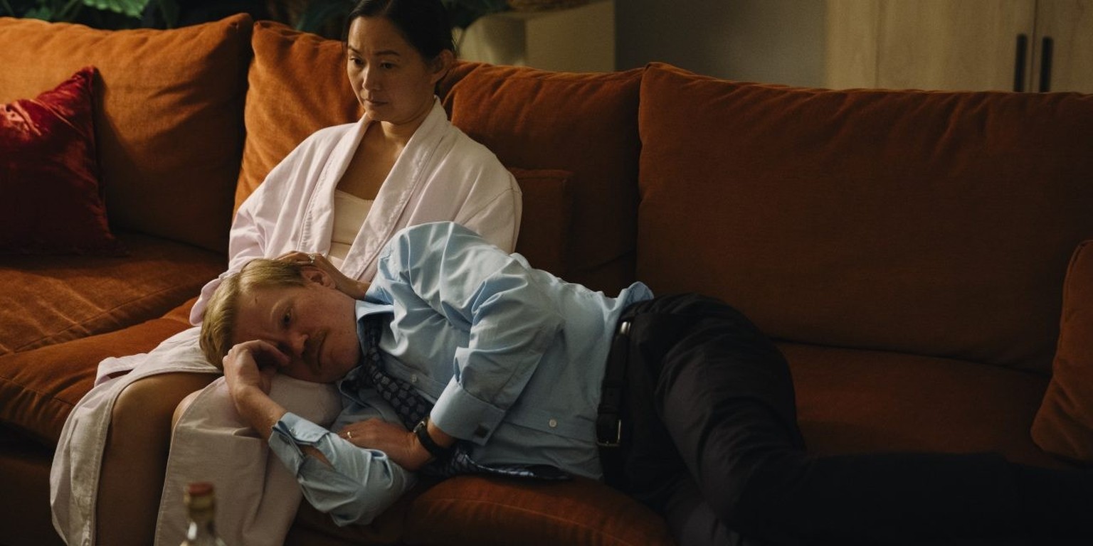 Jesse Plemons dans son rôle de col blanc soumis au délire narcissique de son patron.