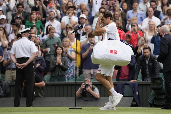 Pour ce qui reste à ce jour son dernier match, Roger Federer avait connu une défaite mortifiante en quarts de finale de Wimbledon contre le Polonais Hubert Hurkacz.