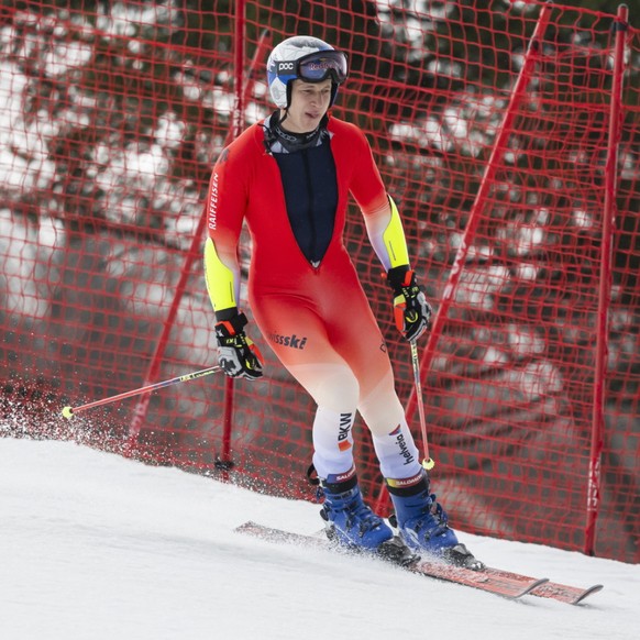 Marco Odermatt dépité après son élimination.