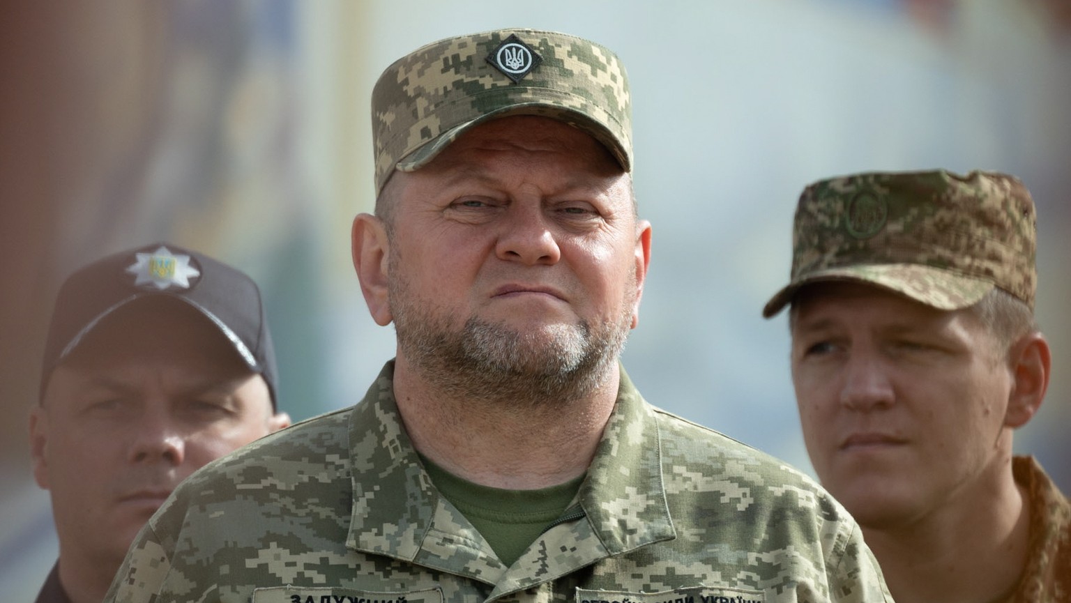 Le général Valeri Zaloujny veut recruter davantage de monde dans l&#039;armée ukrainienne.