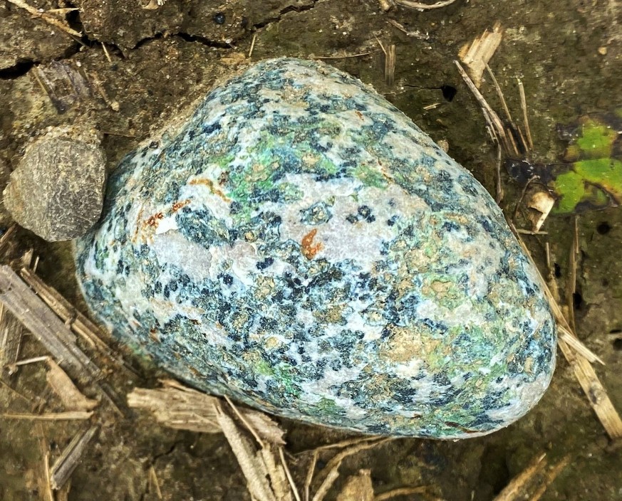 Pierre arable d&#039;Allalin-Gabbro.