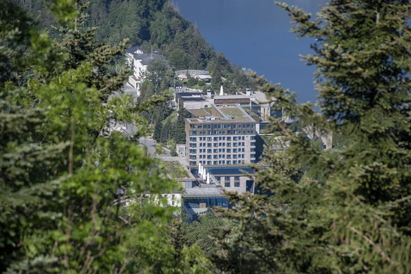Das Buergenstock Hotel Resort aus Sicht der Hammetschwand auf dem Buergenstock am Mittwoch, 3. Juni 2020. (KEYSTONE/Urs Flueeler).