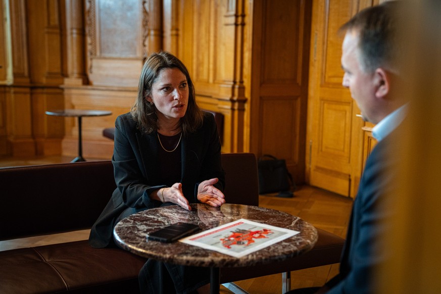 Streitgespräch zwischen SP-Nationalrätin Mattea Meyer und SVP-Präsident Marcel Dettling über die SVP-Volksinitiative &amp;quot;Keine 10-Millionen-Schweiz&amp;quot;, Nachhaltigkeits-Initiative, am 28.  ...