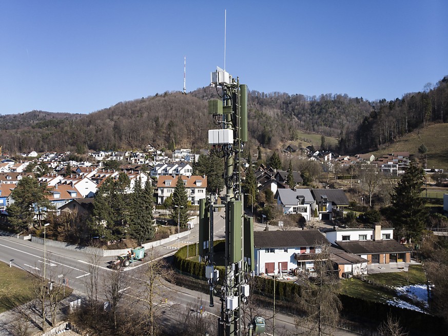 Une antenne 5G en Suisse.