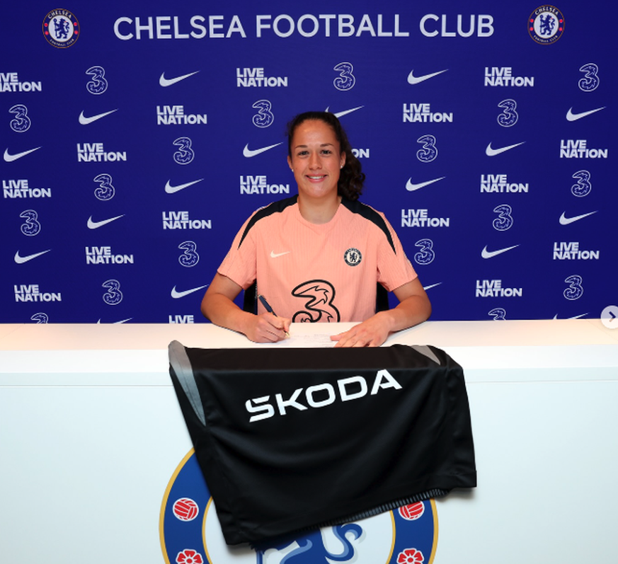 Livia Peng a réalisé son rêve en signant à Chelsea.