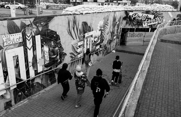Du skate pour oublier la guerre.
