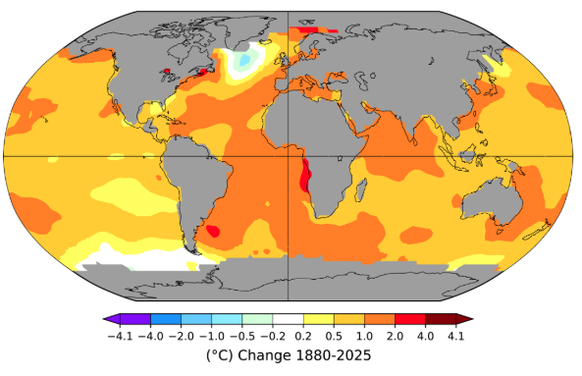 Evolution de la température de surface de la mer (°C) de 1880 à 2025.