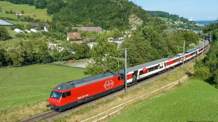 Les CFF et la SSR ont créé un wagon spécial contre les fake news.